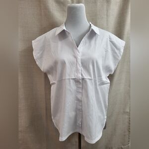 T by Talbots Women's Sleeveless V-Neck Collared Blouse Zip White Size Medium NWT